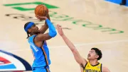 Un brillante Shai Gilgeous-Alexander le da la victoria OKC en el Juego 2 y empata la serie