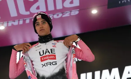 Isaac Del Toro amplía su ventaja en el Giro de Italia en medio del caos